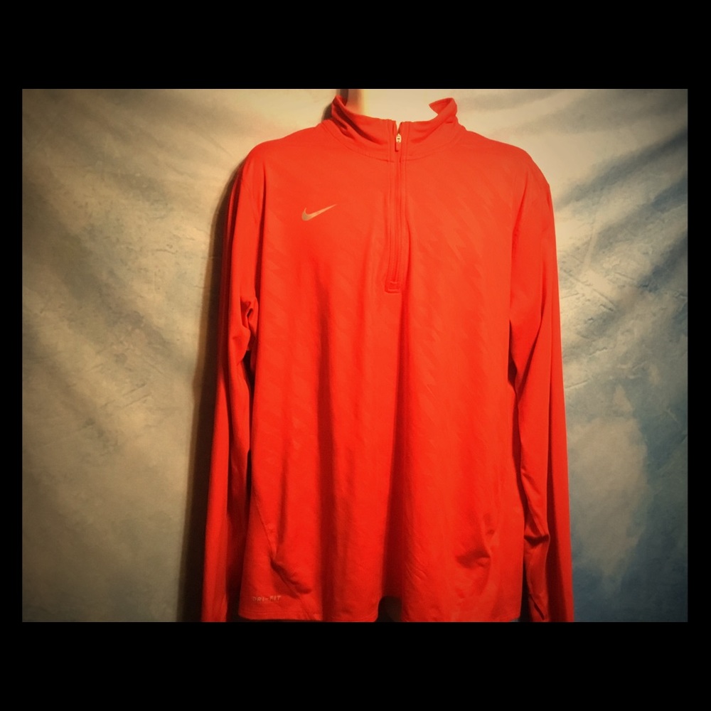 Men’s Nike dry fit pull over 1/4 zip